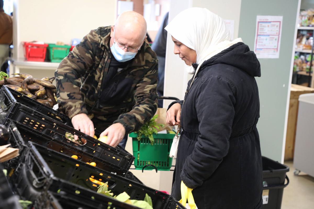 Bananes de la ramasse y entregas frescas