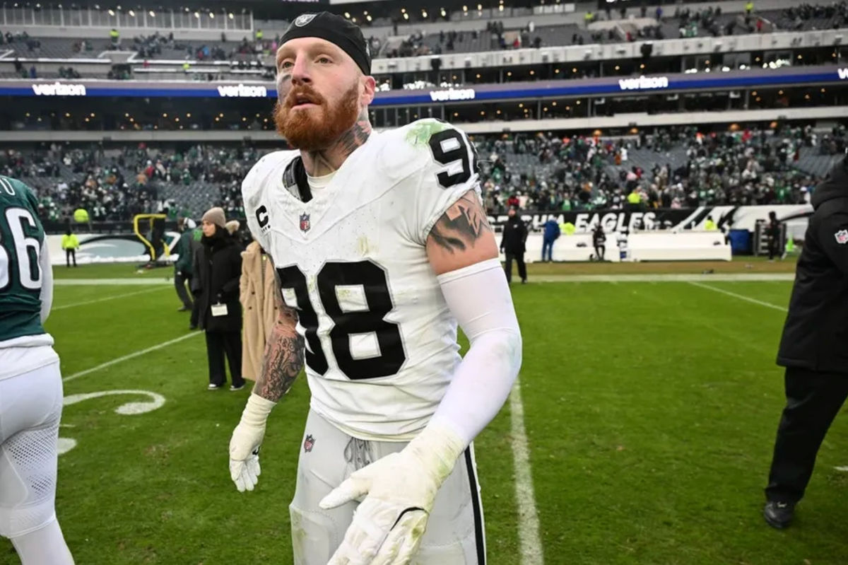 Dec 14, 2025; Philadelphia, Pennsylvania, USA; Las Vegas Raiders defensive end Maxx Crosby (98) on the field after loss to the Philadelphia Eagles at Lincoln Financial Field. Mandatory Credit: Eric Hartline-Imagn Images