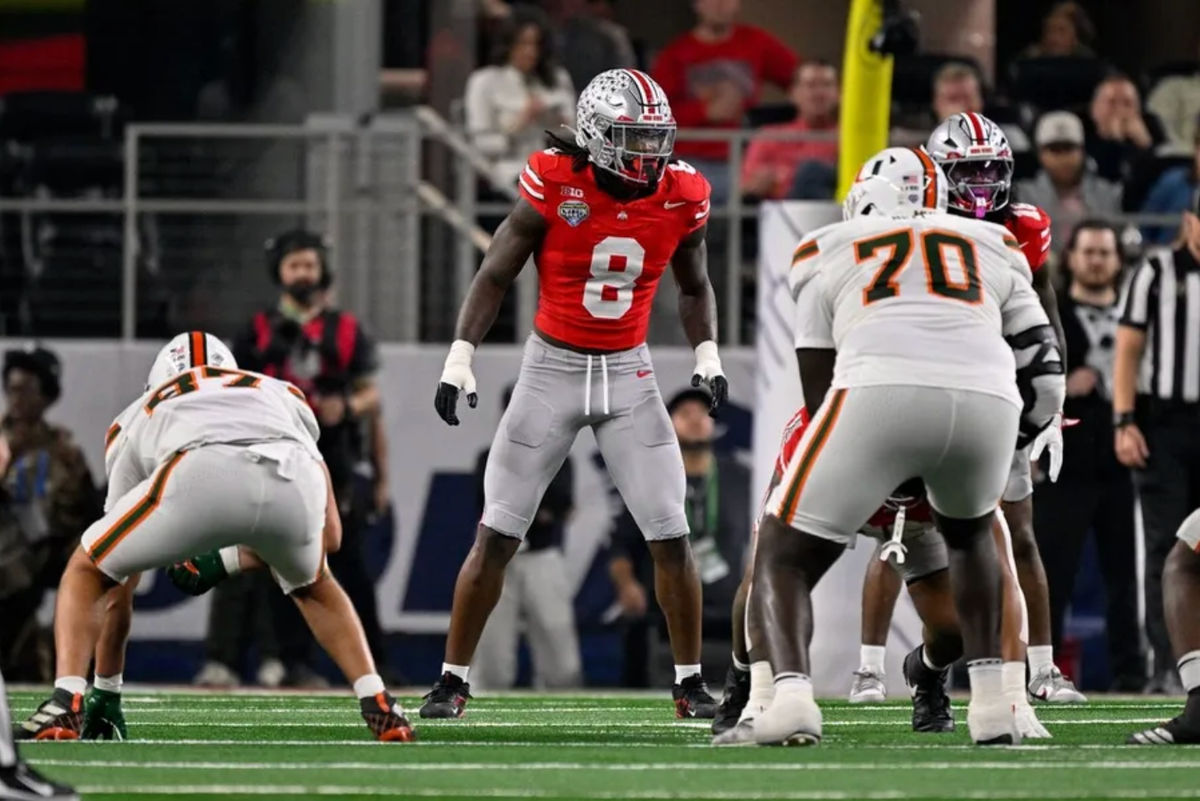 Dec 31, 2025; Arlington, TX, USA; Ohio State Buckeyes linebacker Arvell Reese (8) gets into position during the 2025 Cotton Bowl and quarterfinal game of the College Football Playoff at AT&T Stadium. Mandatory Credit: Jerome Miron-Imagn Images