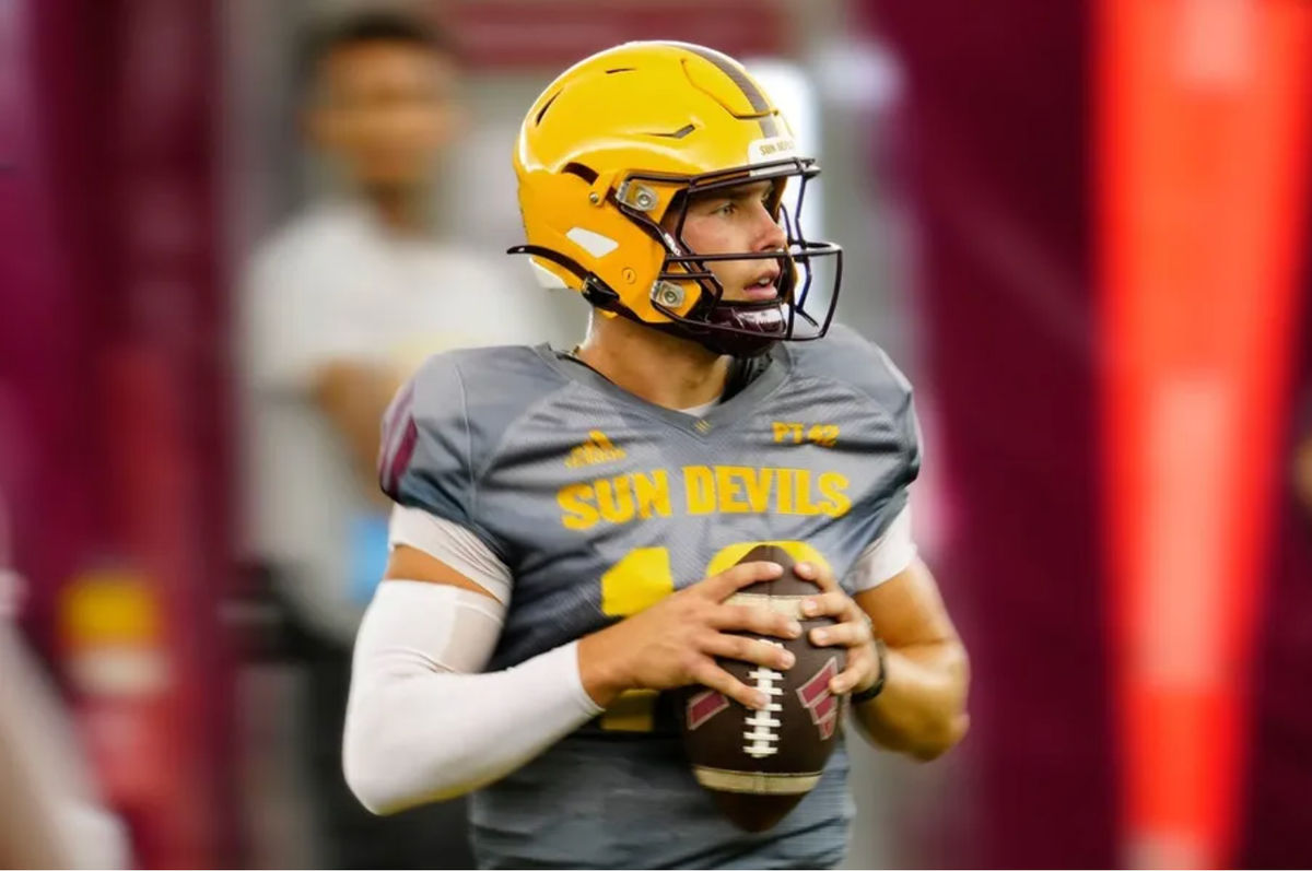 Arizona State quarterback Sam Leavitt (10) passes during a practice inside the Verde Dickey Dome in Tempe on Aug. 12, 2025.