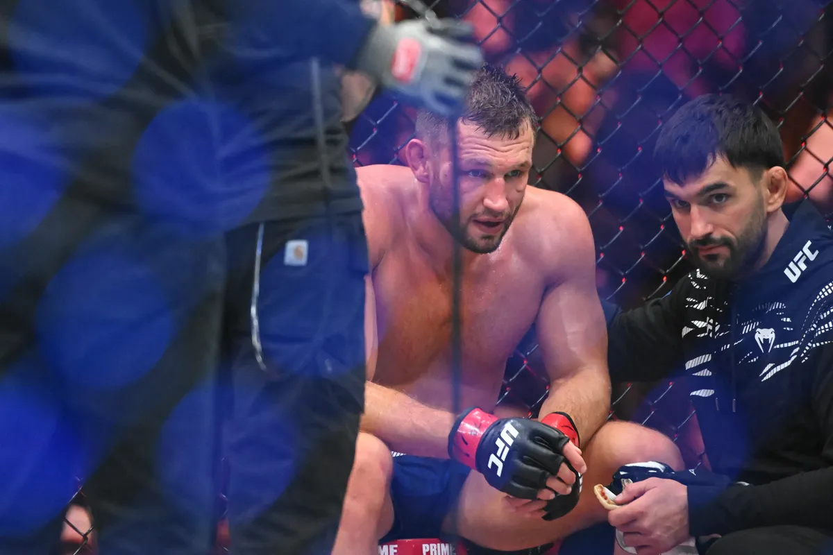 Oct 18, 2025; Vancouver, BC, CANADA; Reinier De Ridder (red gloves) reacts after the fight against Brendan Allen (blue gloves) during UFC Fight Night at Rogers Arena. Mandatory Credit: Simon Fearn-Imagn Images
